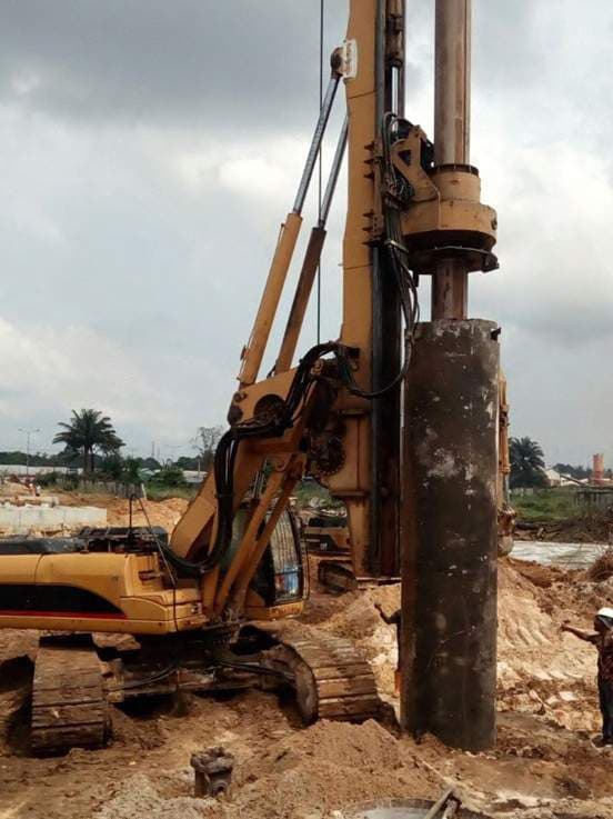 Piling and drilling rig