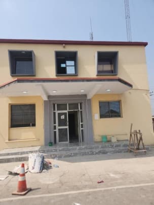 Institutional building renovation programme